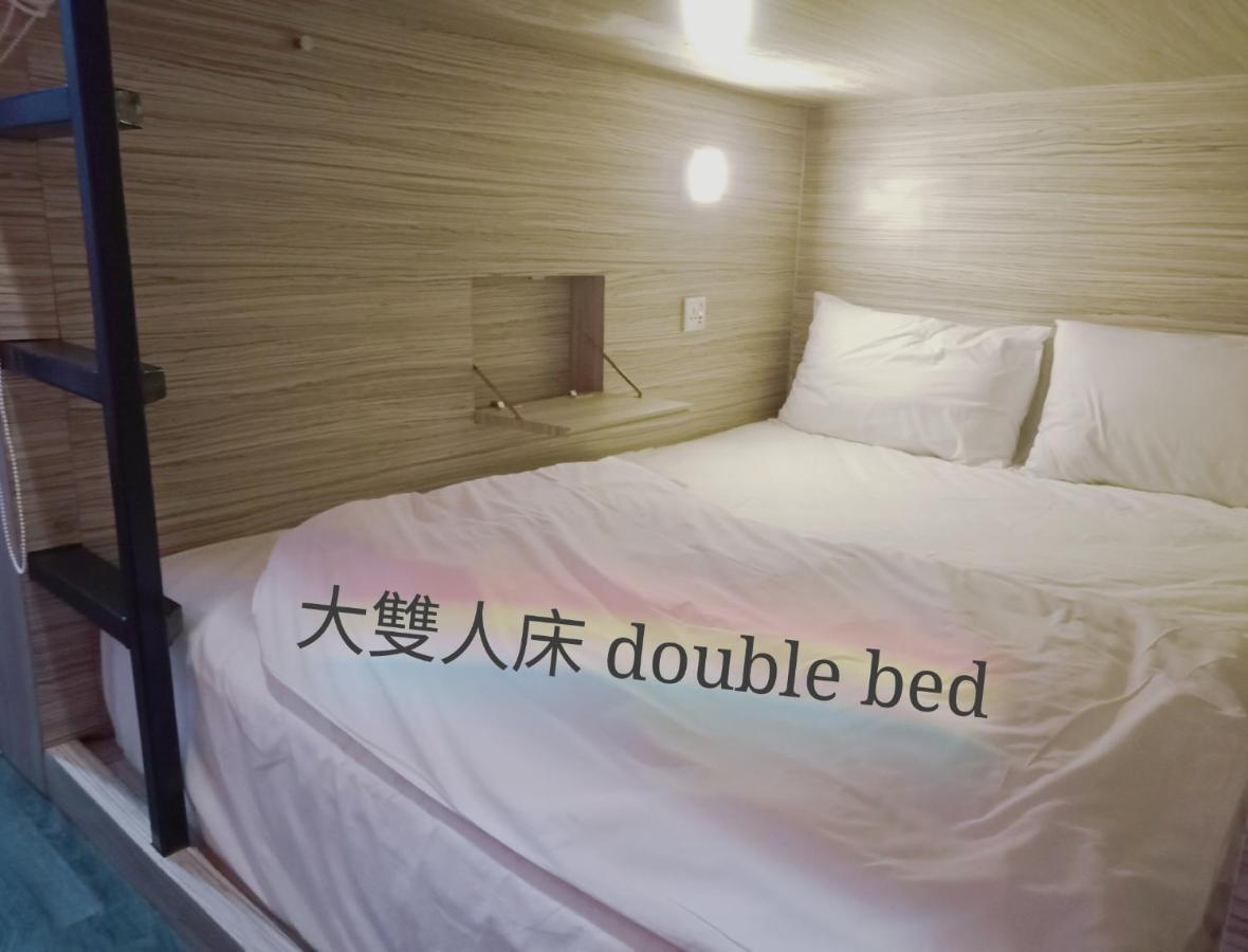 Badu Sukhumvit Dormitory Бангкок Екстер'єр фото
